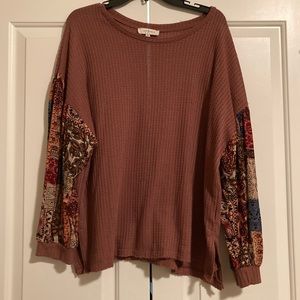 Umgee Bell-Sleeve Shirt. Size XL.